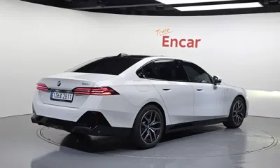 BMW 5-Series 2025, 9570 км, за 67900000 KRW