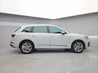 Audi Q7 2021, 87650 км, за 49500000 KRW