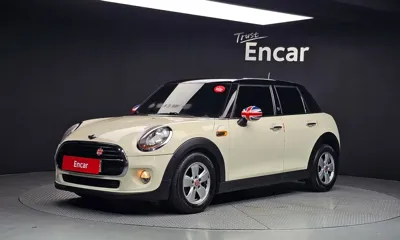 MINI Cooper · 2017 год