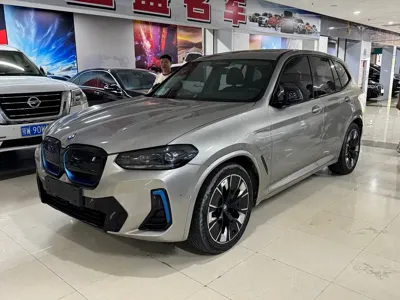 BMW iX3 · 2022 год