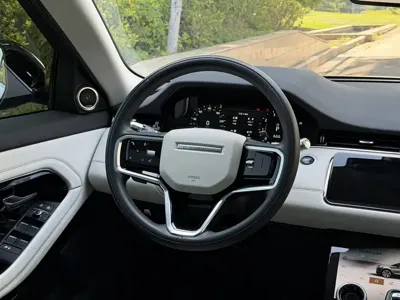 Land Rover Evoque 2022, 65000 км, за 138800 CNY - фото 6