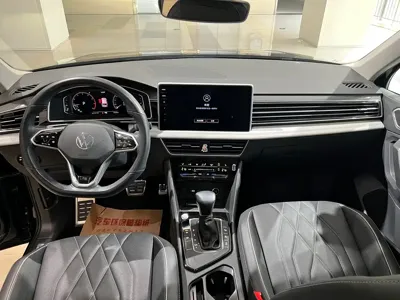 Volkswagen Tiguan L 2021, 32000 км, за 115000 CNY - фото 9