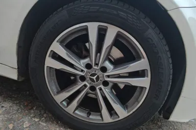 Mercedes-Benz C-Class 2017, 62400 км, за 94083.89 CNY - фото 8