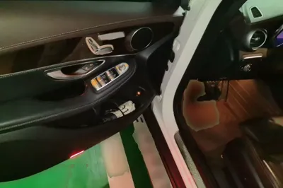 Mercedes-Benz GLC 2017, 76200 км, за 134256.8 CNY - фото 17