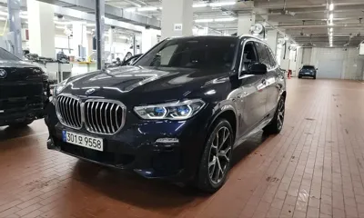 BMW X5 · 2021 год