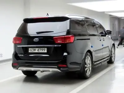 Kia Canival 2019, 139787 км, за 390000 KRW