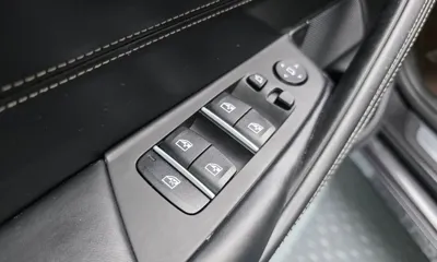 BMW 5-Series 2018, 54070 км, за 26300000 KRW - фото 20