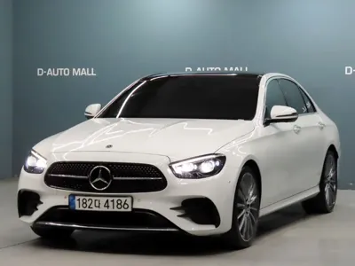 Mercedes-Benz E-Class · 2022 год