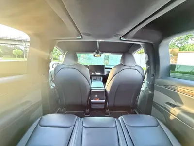 Tesla Model X 2023, 68000 км, за 462900 CNY - фото 16