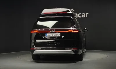 Kia Canival 2023, 60840 км, за 35000000 KRW