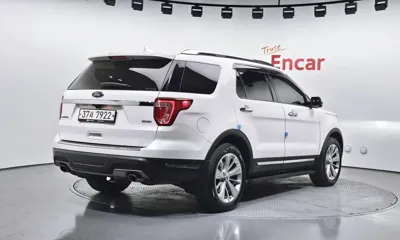 Ford Explorer 2019, 80083 км, за 15800000 KRW
