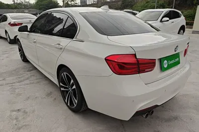 BMW 3 Series 2019, 104300 км, за 111065.22 CNY
