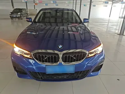 BMW 3 Series 2019, 112700 км, за 107300 CNY