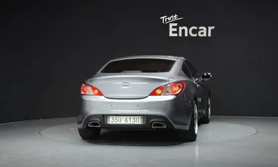 Hyundai Genesis 2010, 94273 км, за 4500000 KRW