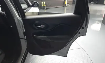 Jeep Cherokee 2020, 126869 км, за 13300000 KRW - фото 25