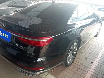 Audi A8 2020, 81199 км, за 328300 CNY - фото 3