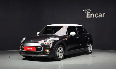 MINI Cooper · 2015 год