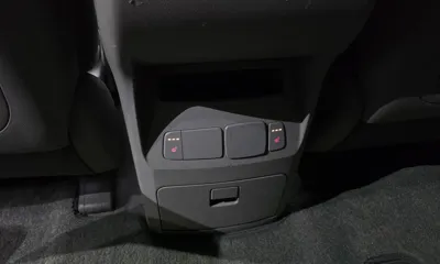 Kia Canival 2017, 96959 км, за 8500000 KRW - фото 19