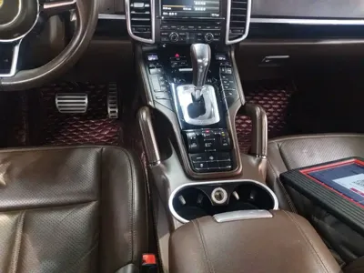 Porsche Cayenne 2015, 161900 км, за 168100 CNY - фото 11