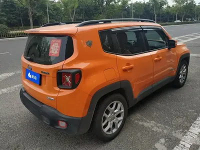 Jeep Renegade 2018, 74000 км, за 32000 CNY - фото 3