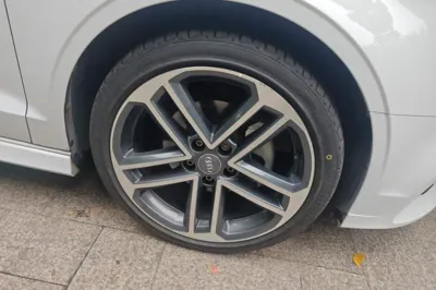 Audi A3 2019, 22900 км, за 88815.47 CNY - фото 8