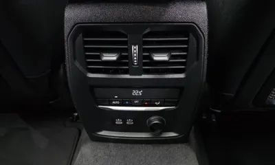 BMW 3-Series 2019, 78356 км, за 25000000 KRW - фото 20
