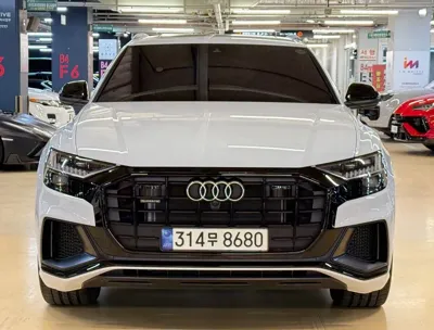 Audi Q8 2022, 12100 км, за 78000000 KRW