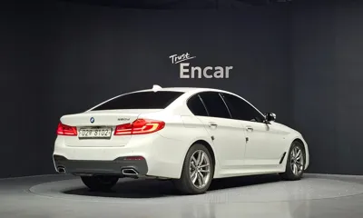 BMW 5-Series 2017, 103017 км, за 24500000 KRW