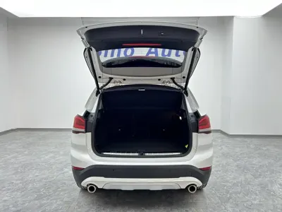 BMW X1 2022, 31900 км, за 160799 CNY