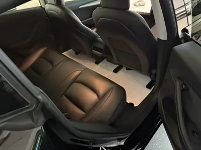 Tesla Model 3 2023, 50000 км, за 131800 CNY - фото 5