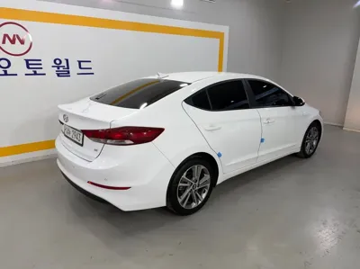 Hyundai Avante 2018, 83571 км, за 11100000 KRW - фото 7