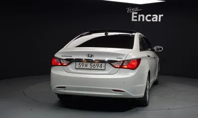 Hyundai Sonata 2010, 197716 км, за 3000000 KRW - фото 4