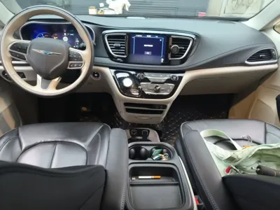 Chrysler Grand Voyager PHEV 2019, 27799 км, за 148888.57 CNY - фото 10
