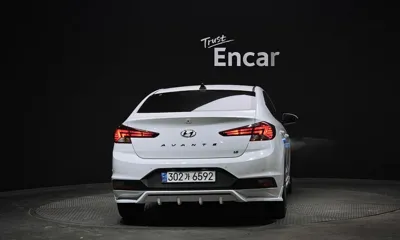 Hyundai Avante 2019, 127118 км, за 9800000 KRW - фото 4