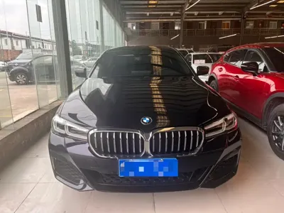 BMW 5 Series 2023, 41000 км, за 219800 CNY