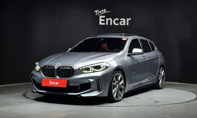 BMW 1-Series · 2022 год