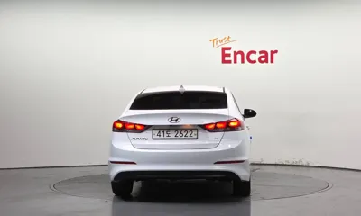 Hyundai Avante 2018, 126182 км, за 9000000 KRW - фото 4