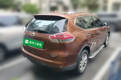 Nissan X-Trail 2014, 102300 км, за 46518.5 CNY