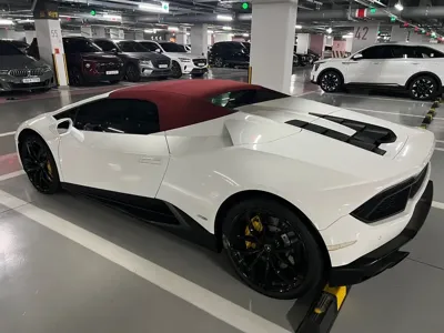 Lamborghini Huracan 2017, 18200 км, за 210000000 KRW