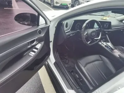 Hyundai Sonata 2021, 79500 км, за 62300 CNY - фото 16