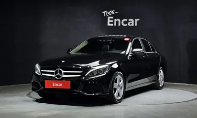 Mercedes-Benz C-Class · 2017 год