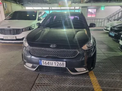 Kia Niro · 2017 год