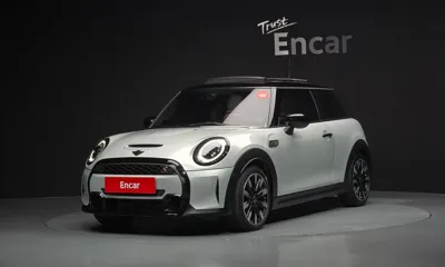 MINI Cooper · 2023 год