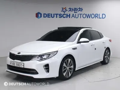Kia K5 · 2017 год