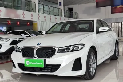 BMW i3 · 2025 год