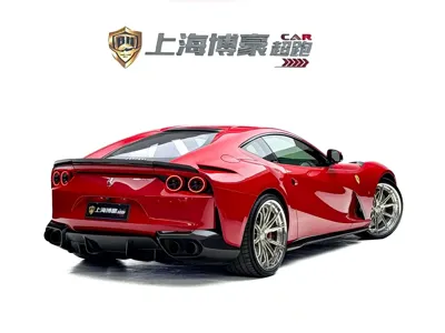 Ferrari 812 2018, 12800 км, за 3977700 CNY
