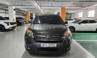 Ford Explorer · 2015 год