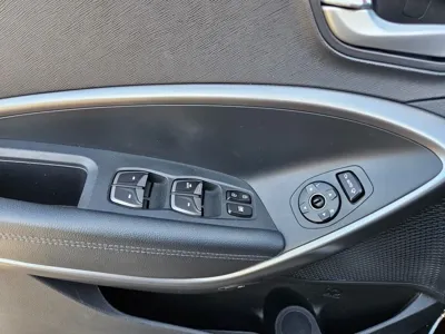 Hyundai Santafe 2015, 111221 км, за 10800000 KRW