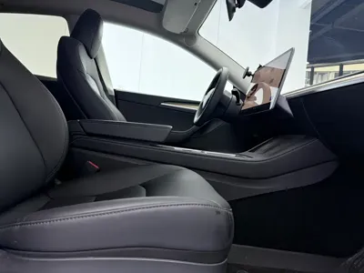 Tesla Model Y 2022, 50000 км, за 97000 CNY - фото 7