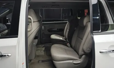 Kia Canival 2018, 71848 км, за 14600000 KRW - фото 12